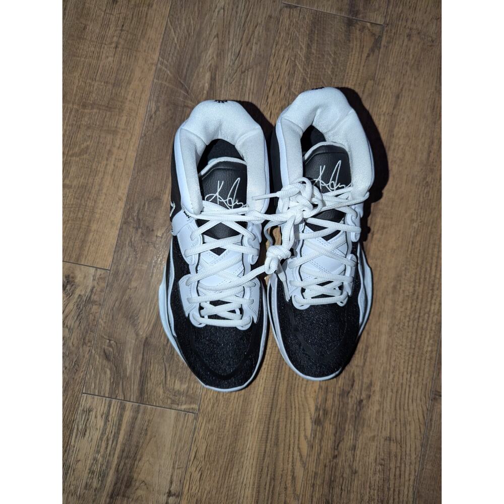 Nike Kyrie Infinity TB Promo Black‎ White Sneakers Men's Size 8 DO9616-002 - Picture 5 of 7